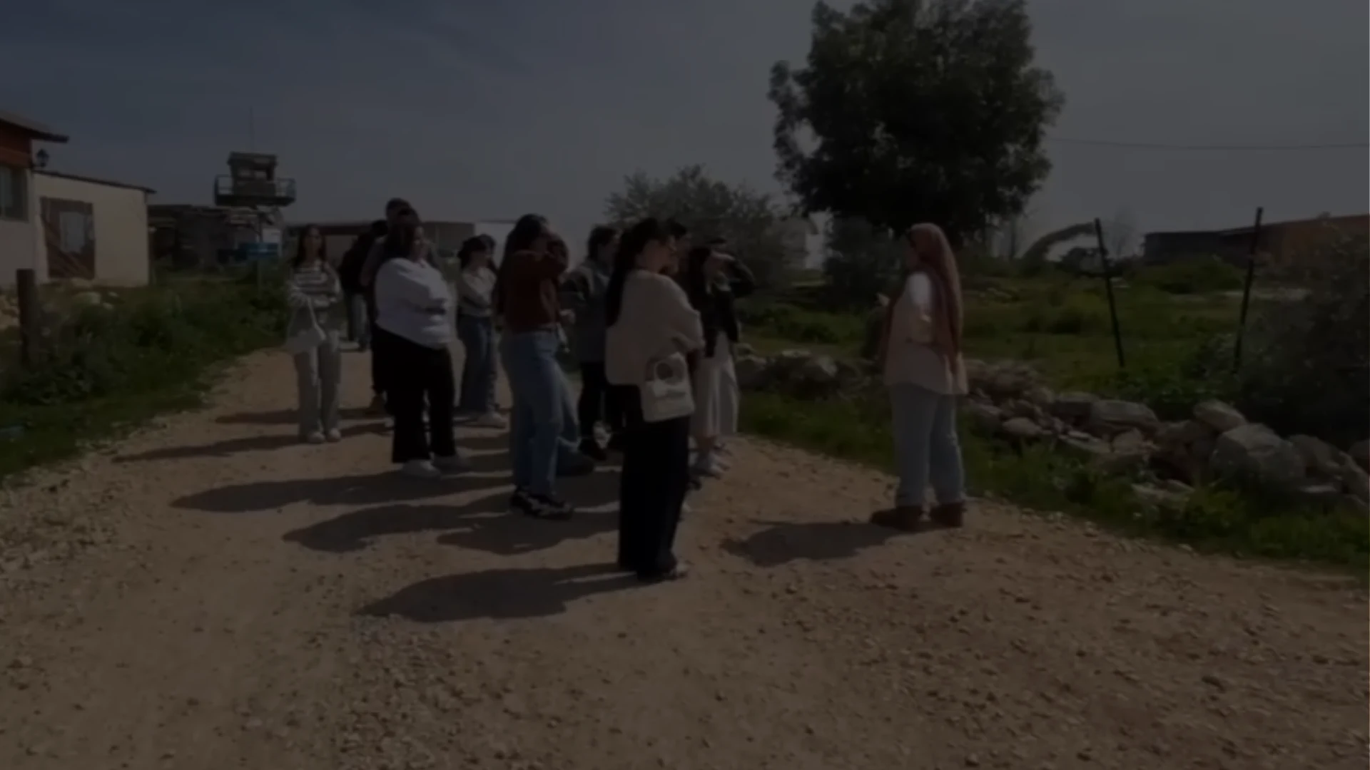 תמונה קבוצתית מפעילות סדנאות